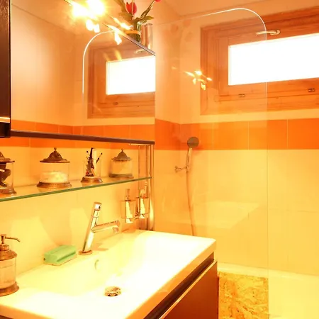 Arâches-la-frasse, 5 Pièces, 8 Personnes - Fr-1-572-33 Chalet *